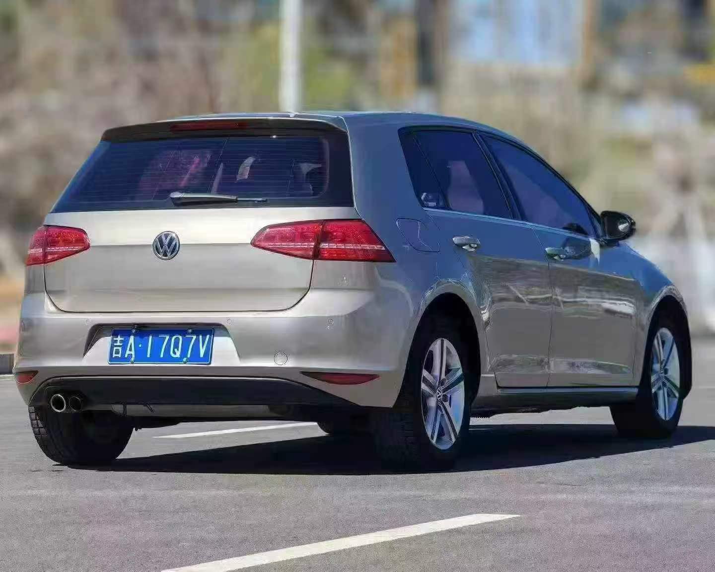 Volkswagen Golf 2016 car image #8
