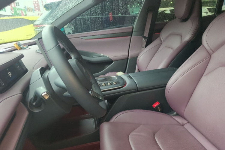 MI SU7 2024 car image #15