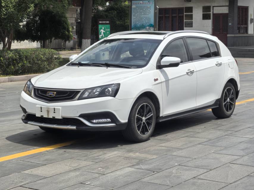 GEELY Emgrand 2017 GEELY Emgrand 2017 immagine di auto