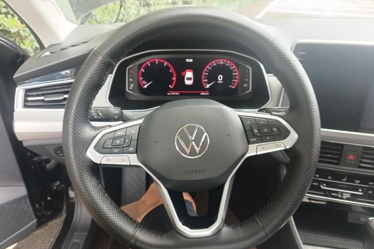 Volkswagen Bora 2023 car image #11