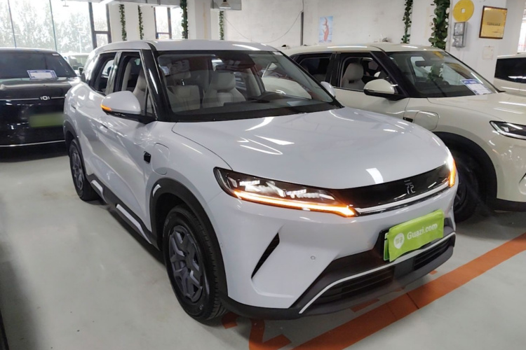 BYD YuanUP 2025 #4 BYD YuanUP 2025 car image #4