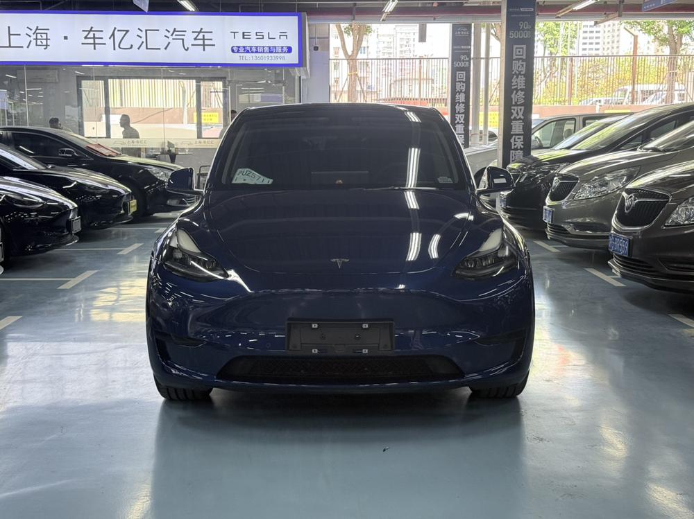 Tesla Model Y 2022 #2 Tesla Model Y 2022 car image #2