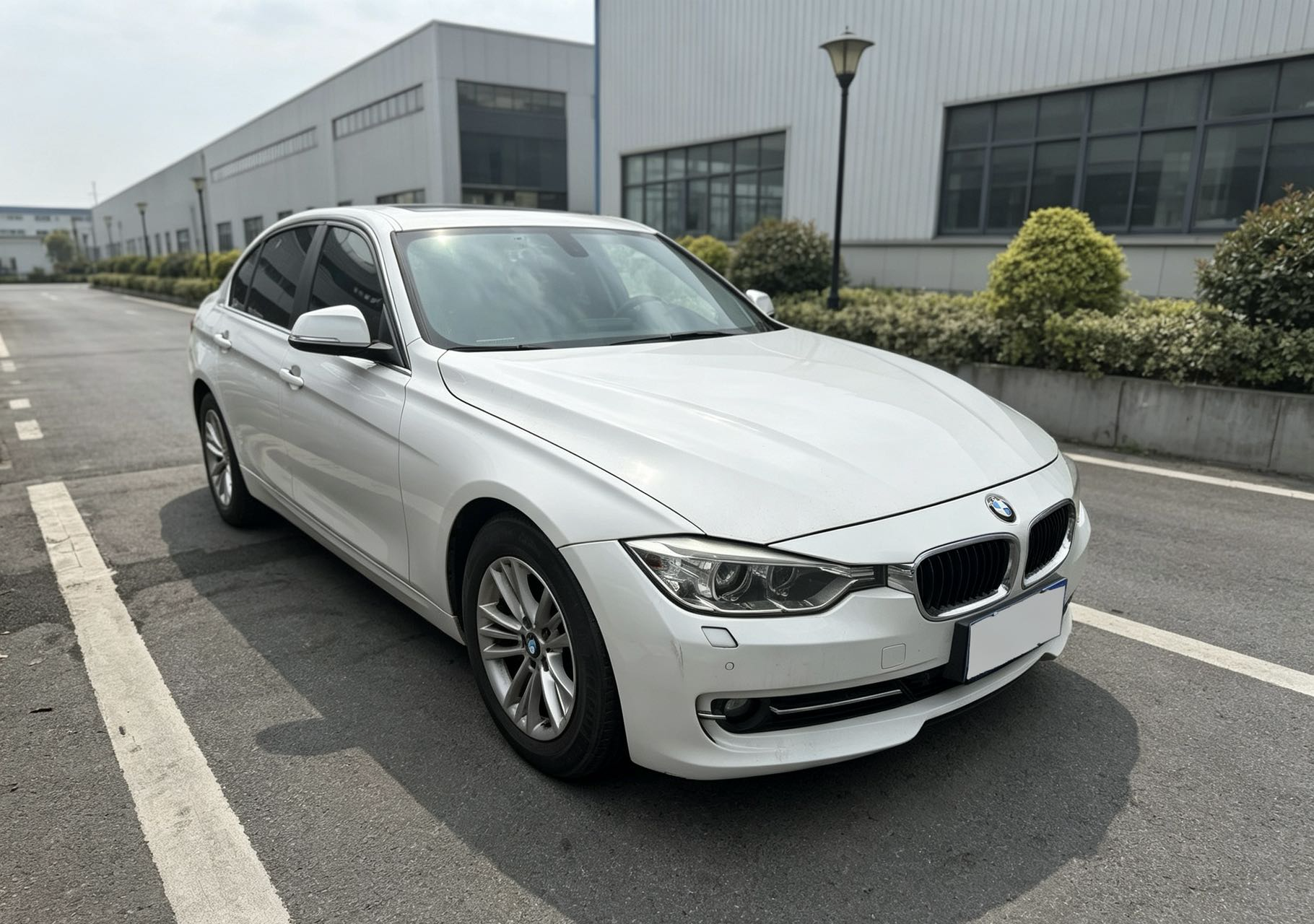 BMW 3 Series 2015 car image #2