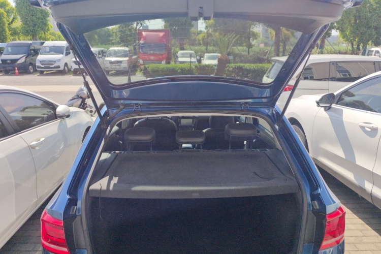 Volkswagen Santana 2016 صورة سيارة #19