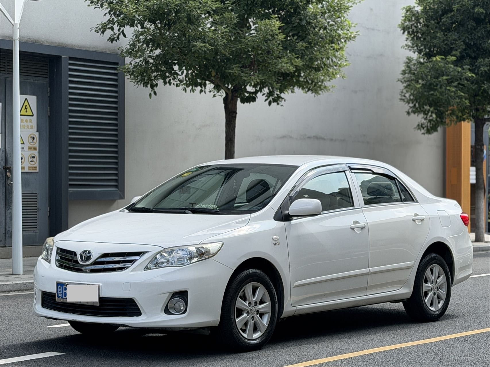 Toyota Corolla 2011 Toyota Corolla 2011 car image