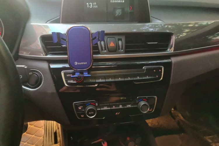 BMW X1 2018 #17 BMW X1 2018 car image #17