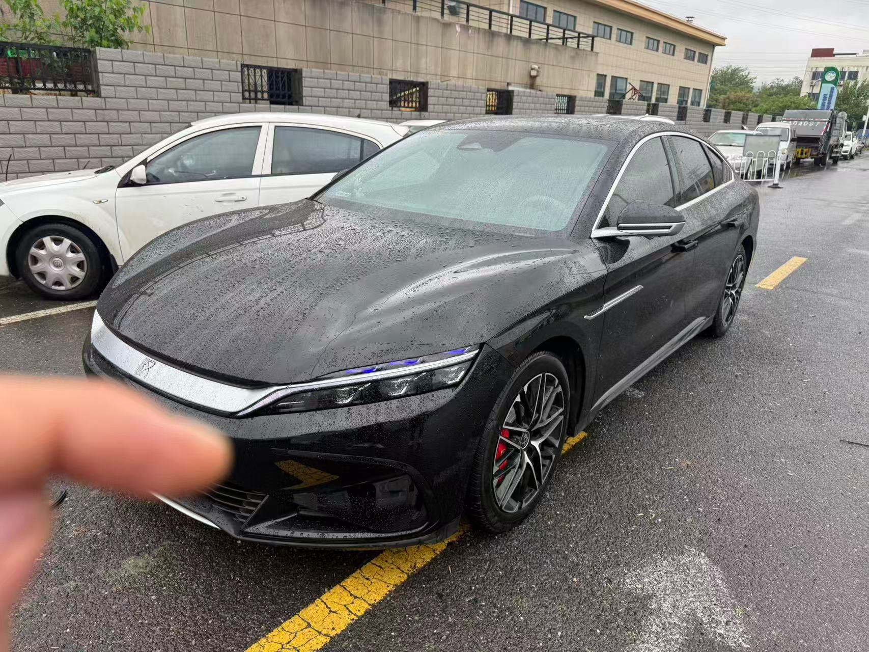 BYD Han 2024 car image 