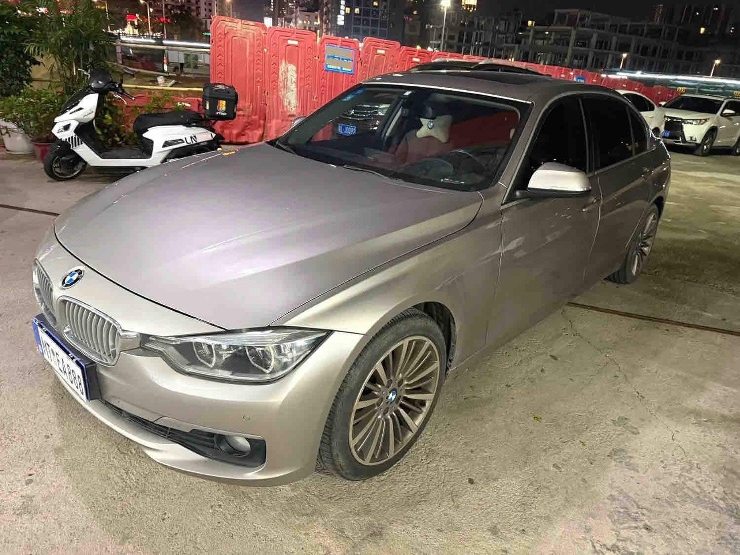BMW 3 Series 2019 BMW 3 Series 2019 immagine di auto
