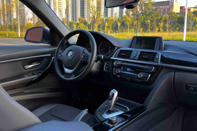 BMW 3 Series 2017 #12 BMW 3 Series 2017 imagen de coche #12