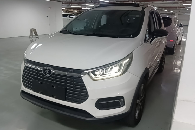 BYD Yuan New Energy 2020 car image #2