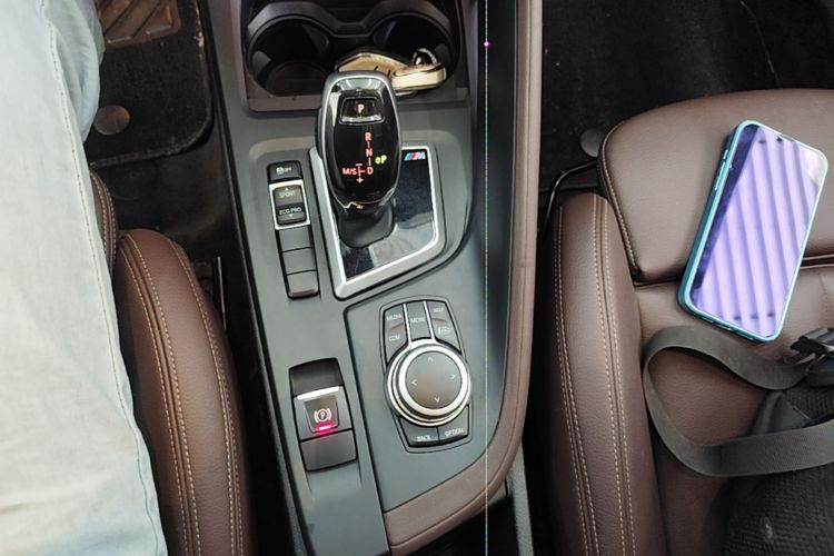BMW X1 2022 immagine di auto #14