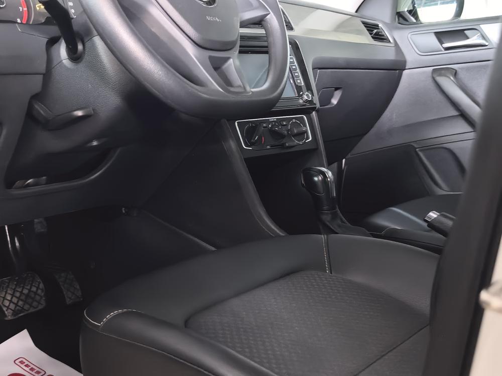 Volkswagen Santana 2017 #9 Volkswagen Santana 2017 car image #9
