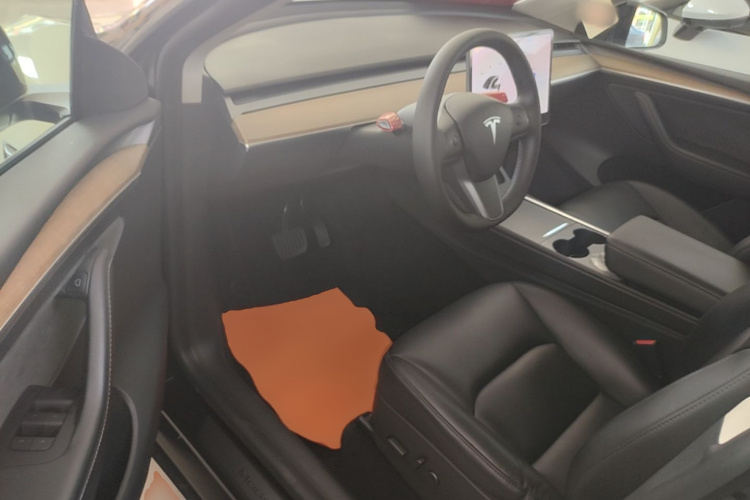 Tesla Model Y 2021 #16 Tesla Model Y 2021 immagine di auto #16