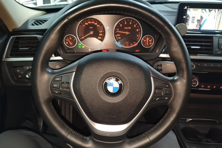 BMW 3 Series 2019 #11 BMW 3 Series 2019 imagen de coche #11