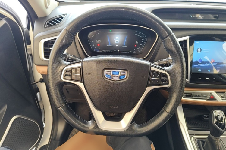 GEELY Vision X6 2019 car image #11