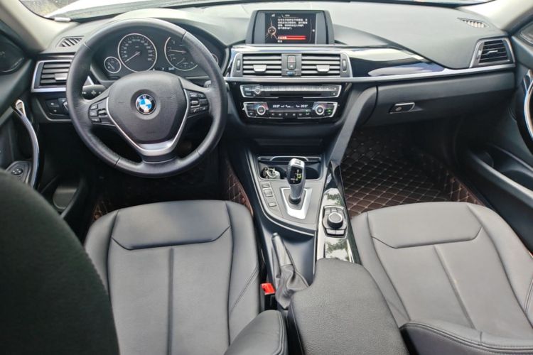 BMW 3 Series 2017 #11 BMW 3 Series 2017 car image #11