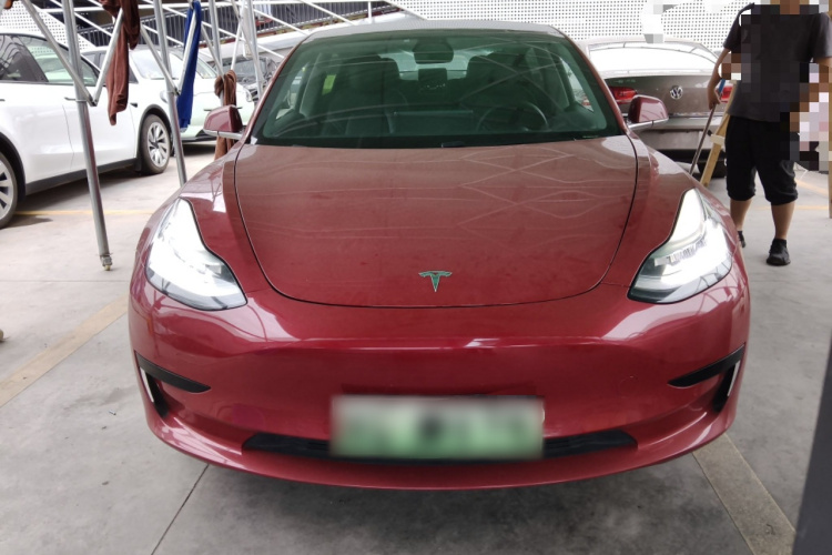 Tesla Model 3 2020 car image #3