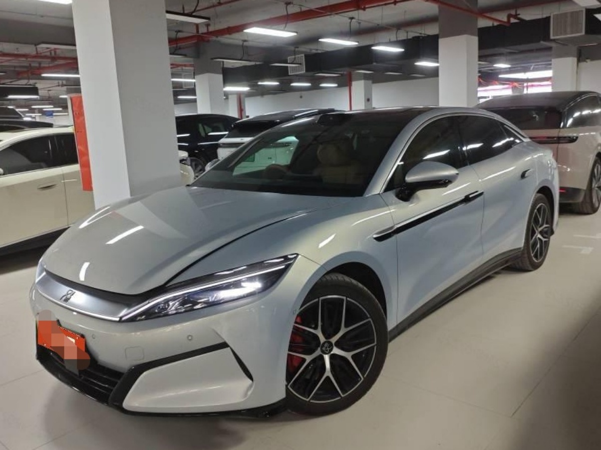 BYD HanL 2025 BYD HanL 2025 صورة سيارة