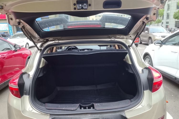 GEELY Emgrand GS 2016 #19 GEELY Emgrand GS 2016 immagine di auto #19