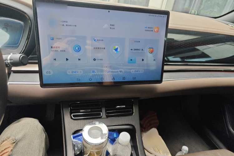 BYD Han 2022 car image #17