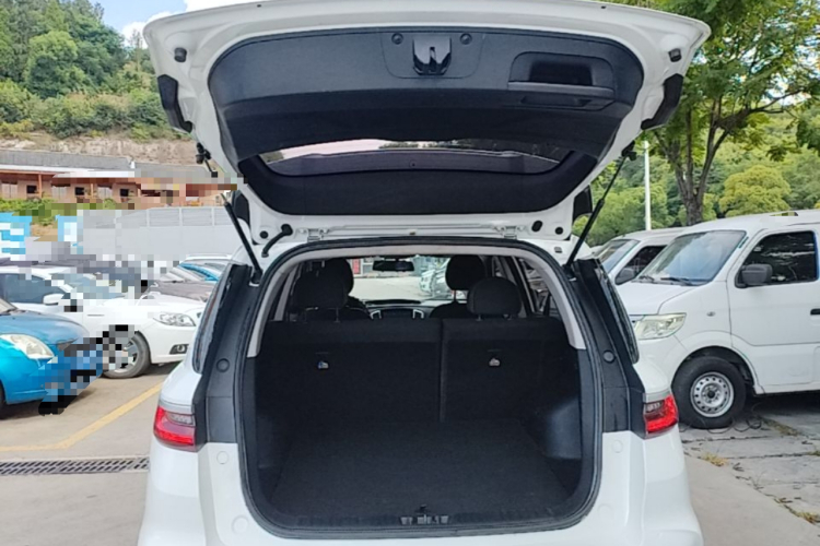 GEELY Vision X6 2021 صورة سيارة #19