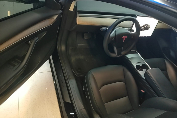 Tesla Model 3 2023 #12 Tesla Model 3 2023 car image #12