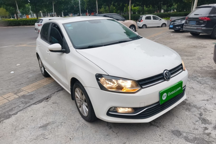 Volkswagen Polo 2015 #4 Volkswagen Polo 2015 car image #4