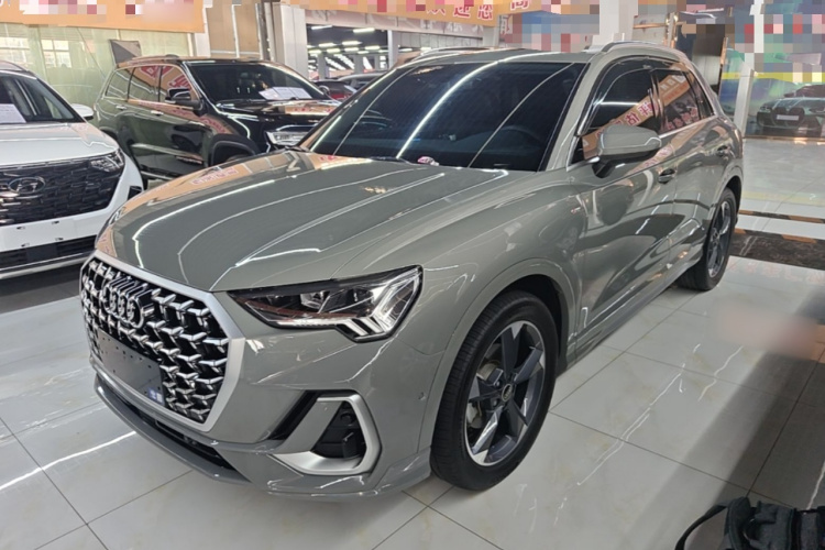 Audi Q3 2024 #2 Audi Q3 2024 car image #2