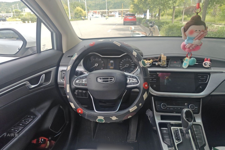GEELY Emgrand GS 2019 car image #12