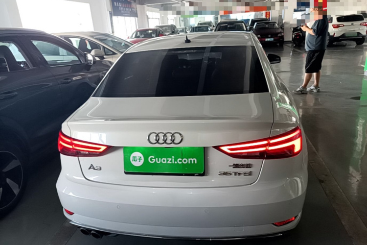 Audi A3 2019 immagine di auto #6