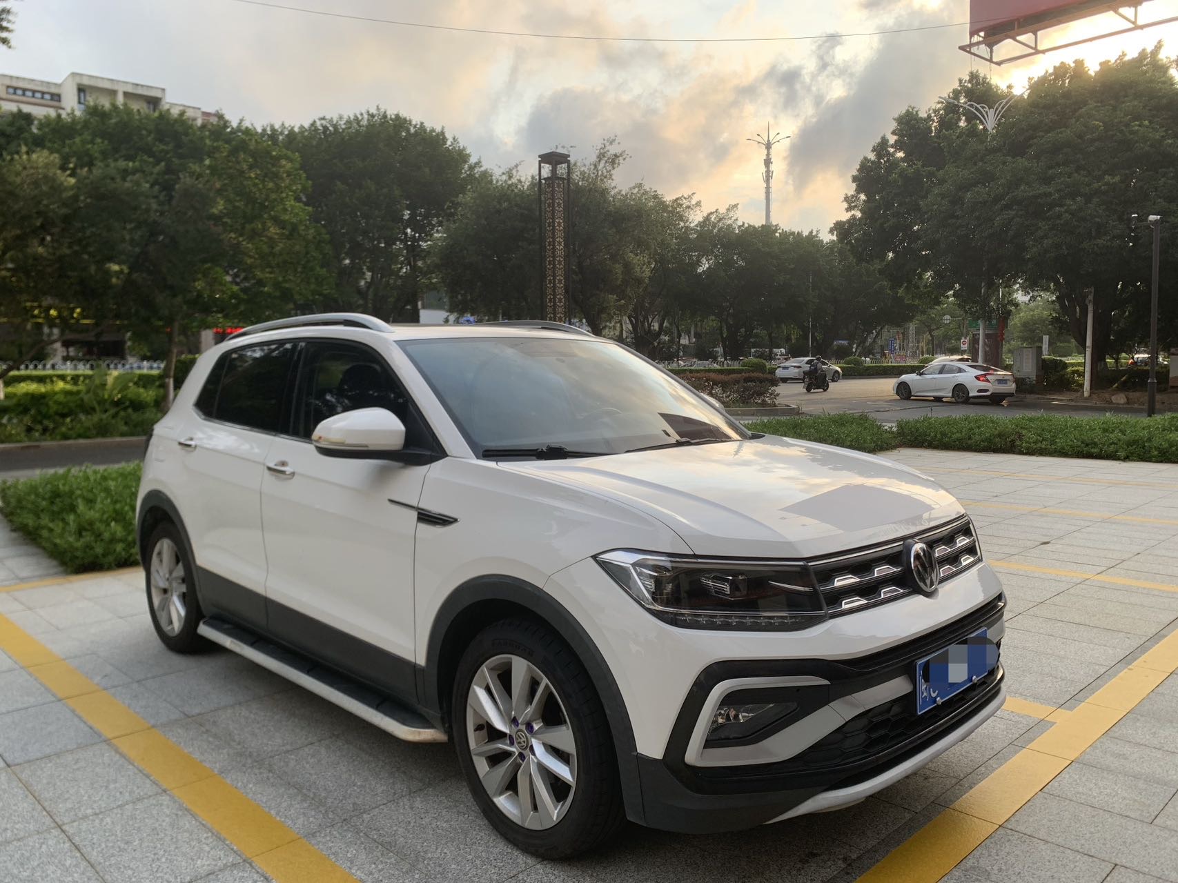 Volkswagen T-Cross 2020 #3 Volkswagen T-Cross 2020 car image #3