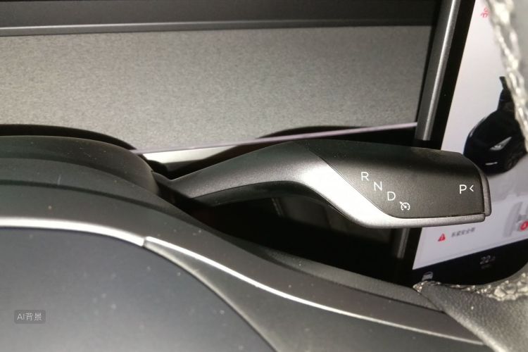 Tesla Model Y 2024 #16 Tesla Model Y 2024 car image #16