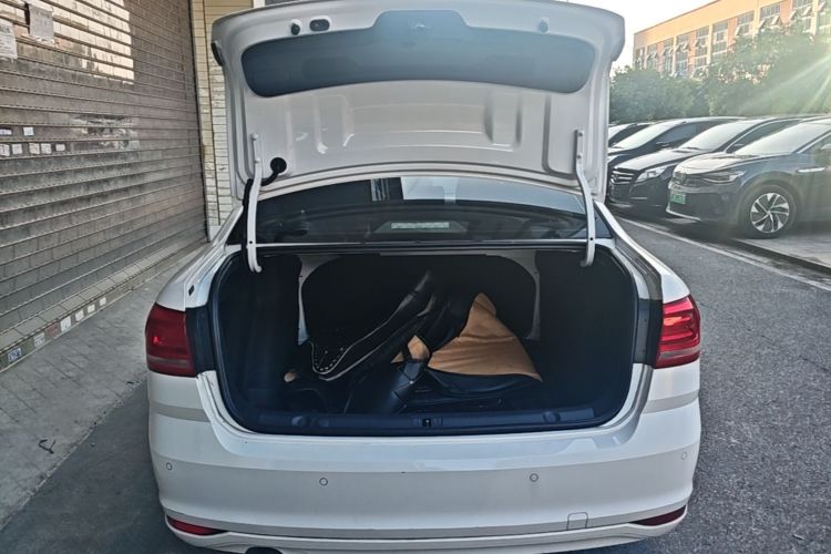 Volkswagen Lavida 2019 #19 Volkswagen Lavida 2019 car image #19