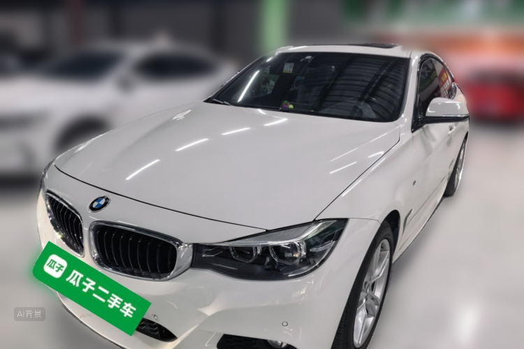 BMW 3 Series GT 2019 imagem de carro #2