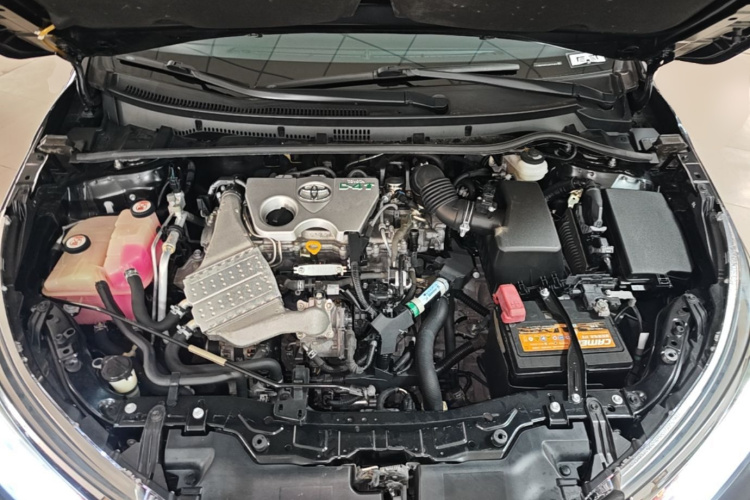 Toyota Corolla 2018 immagine di auto #21