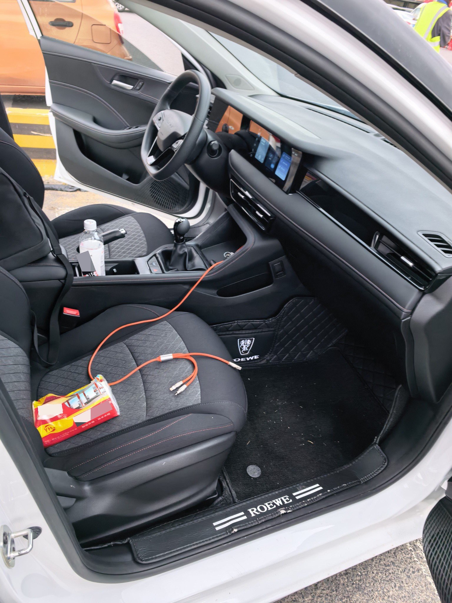 Roewe i5 2024 #3 Roewe i5 2024 صورة سيارة #3