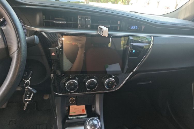 Toyota Corolla 2016 #13 Toyota Corolla 2016 car image #13