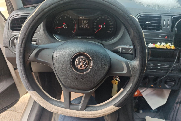 Volkswagen Polo 2017 #12 Volkswagen Polo 2017 car image #12