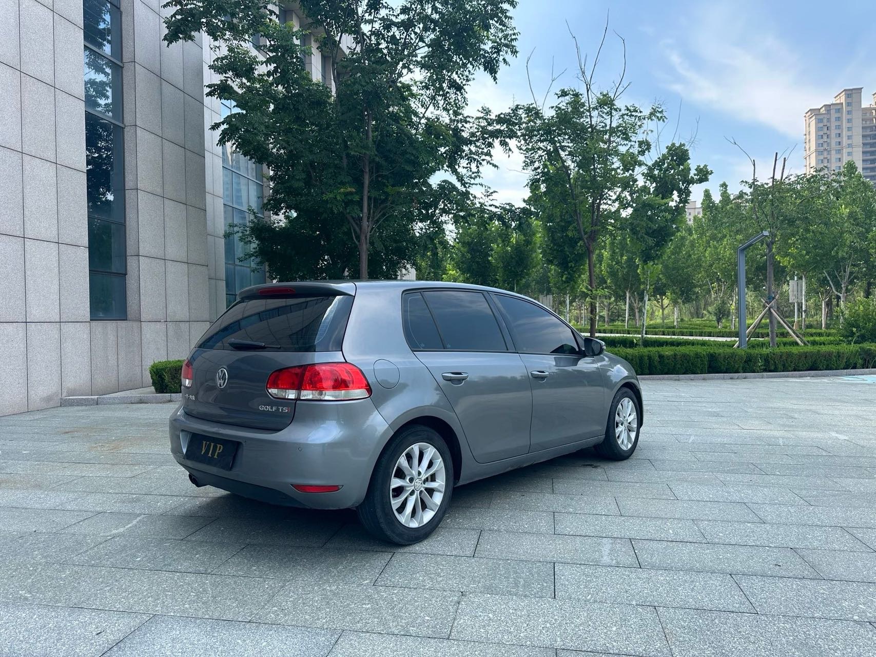 Volkswagen Golf 2010 #8 Volkswagen Golf 2010 car image #8