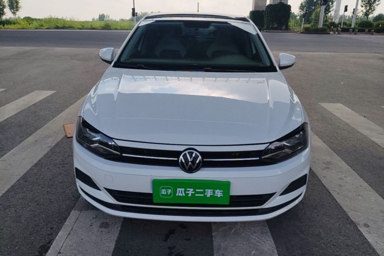 Volkswagen Polo 2021 car image #3