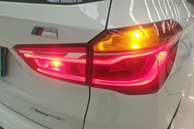 BMW X1 2018 #8 BMW X1 2018 car image #8