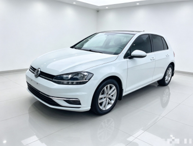 Volkswagen Golf 2018 car image 