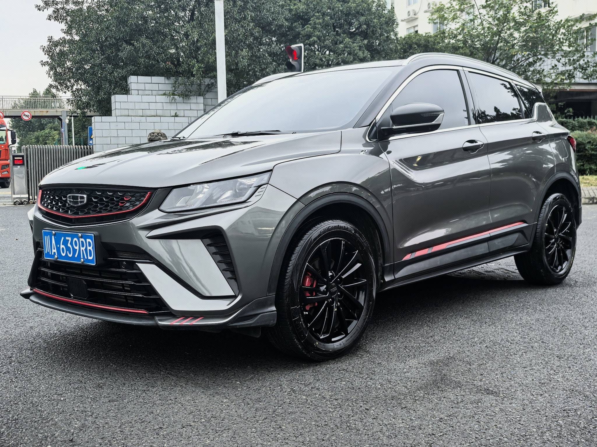 GEELY Coolray 2021 car image 
