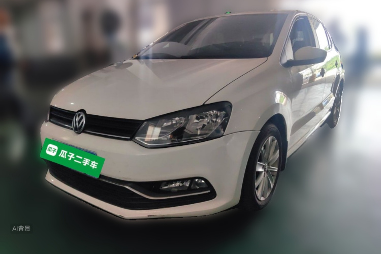 Volkswagen Polo 2015 car image #2