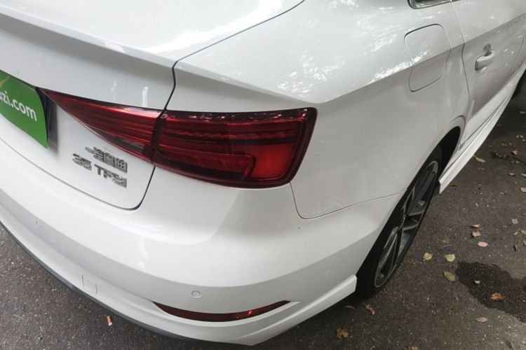 Audi A3 2018 car image #8