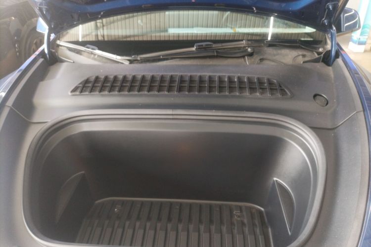 Tesla Model Y 2022 #20 Tesla Model Y 2022 car image #20