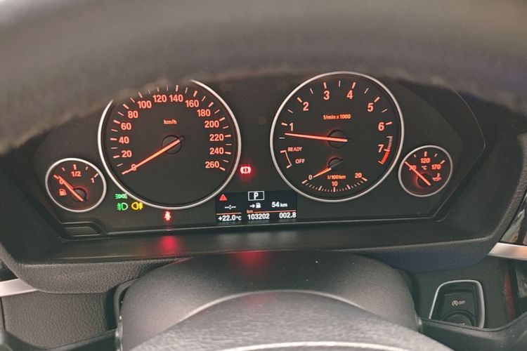 BMW 3 Series 2017 #12 BMW 3 Series 2017 car image #12