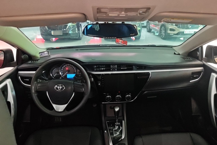 Toyota Corolla 2017 car image #12