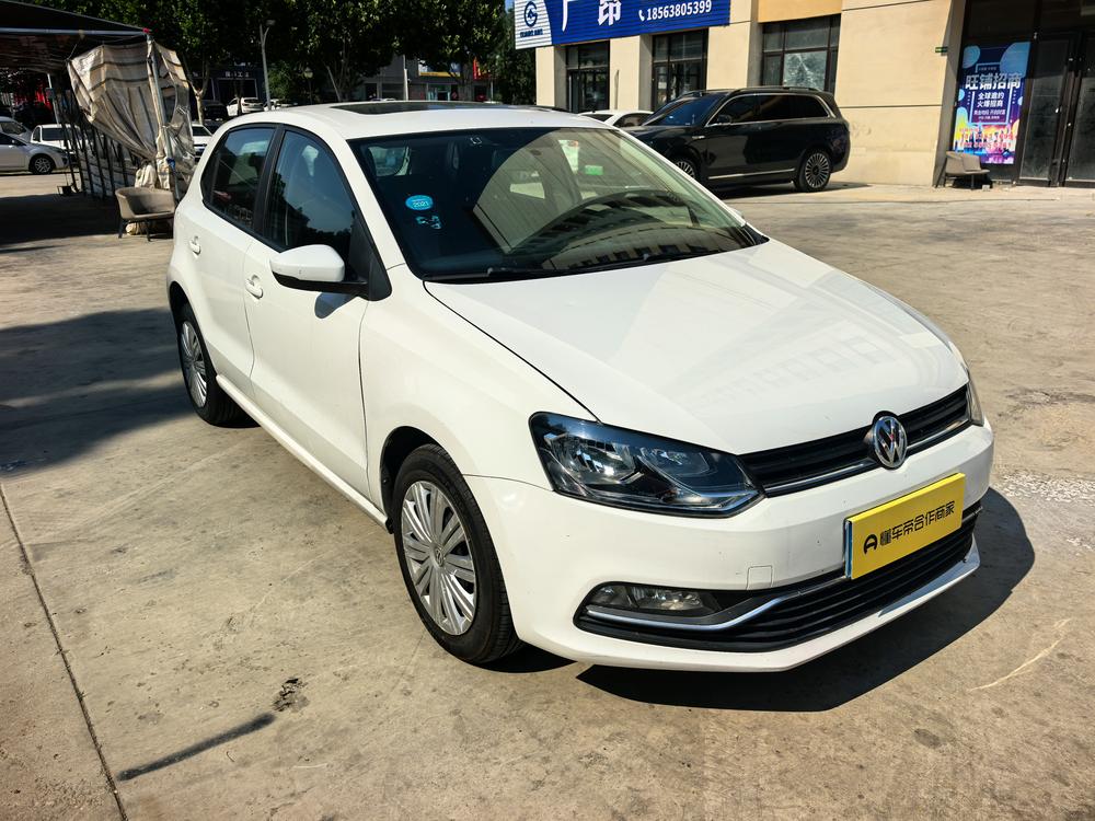 Volkswagen Polo 2016 car image #3