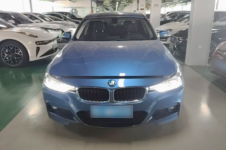 BMW 3 Series 2017 #3 BMW 3 Series 2017 car image #3